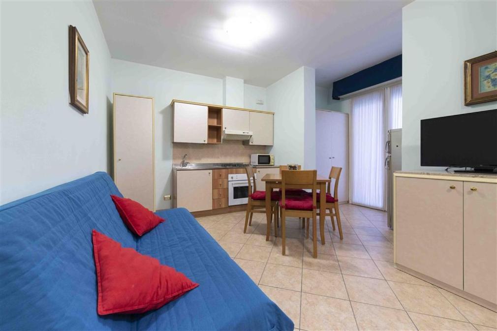 Residenza Melucci Aparthotel Rimini Luaran gambar